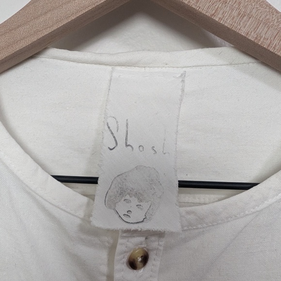 Shosh Short Sleeve Blouse - Picture 5 of 6